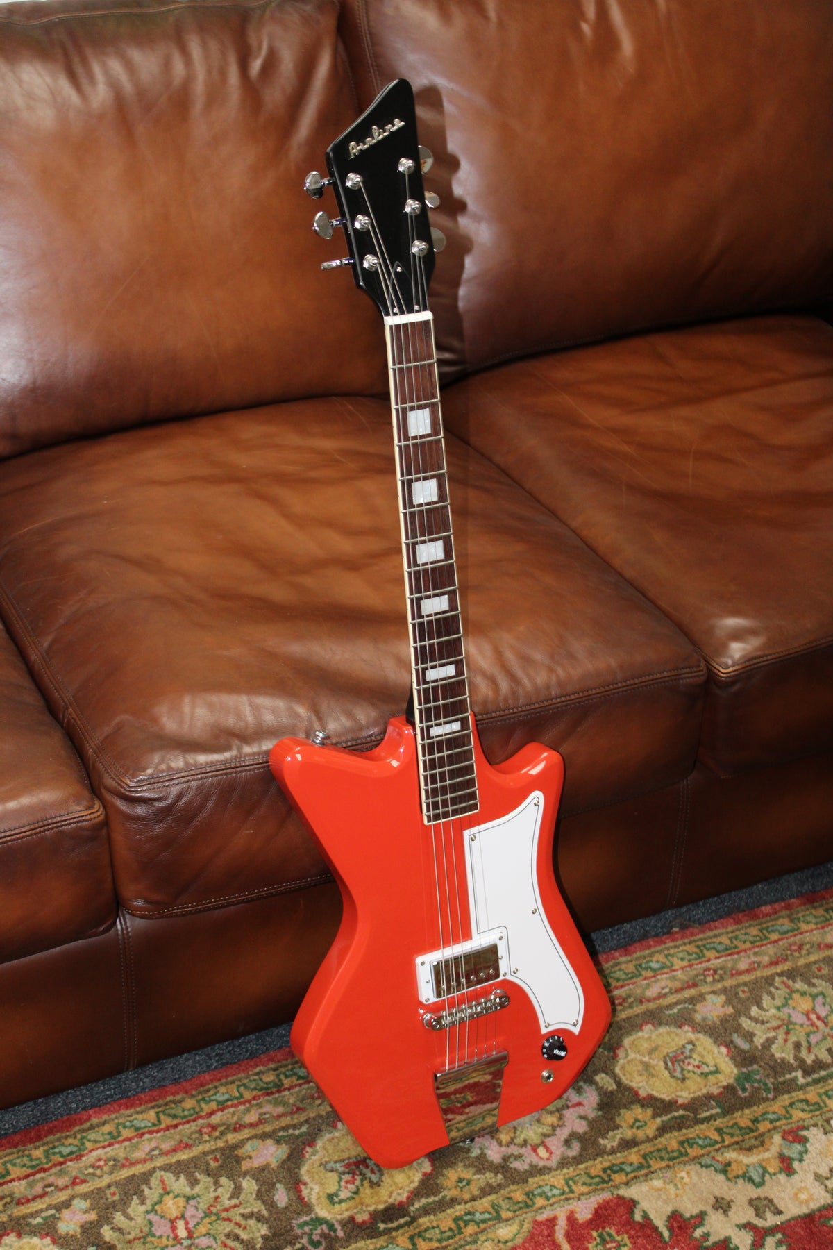Airline Guitars Jetsons Jr Red - B-Stock Serial # 2401796