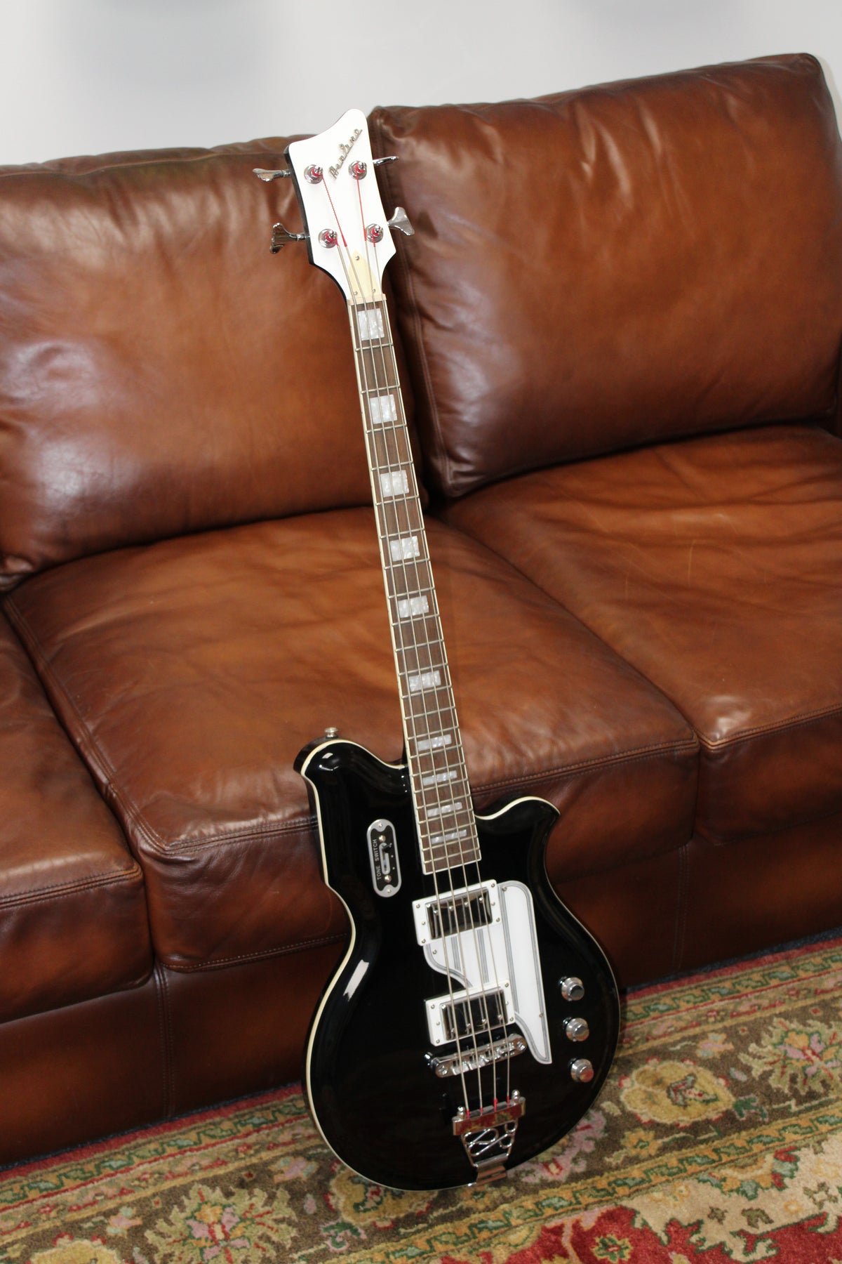 Airline Guitars MAP Bass Short Scale Black - Open Box # 1500674