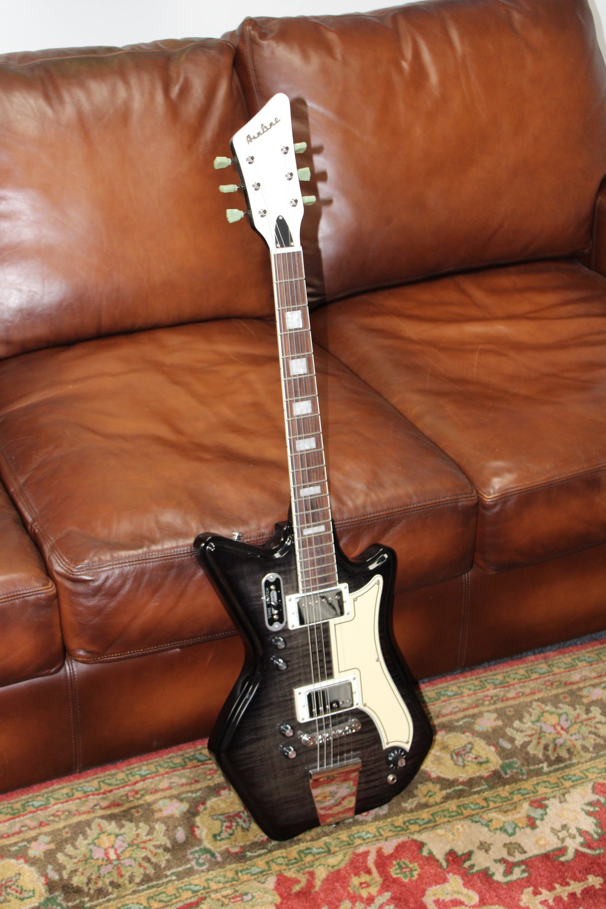 Airline Guitars Jetsons 2P FM Charcoal Flame - B-Stock # 2300946